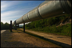 Alaskan Oil Pipeline (Photo courtesy of rickz)